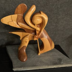 wood-sculpture-golfer-indiana-artist